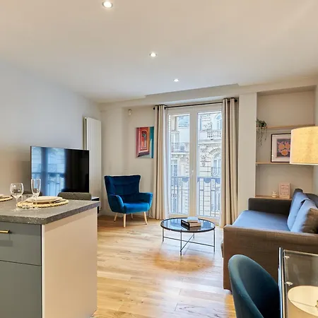 Apartment Modern Champs Elysees Trocadero